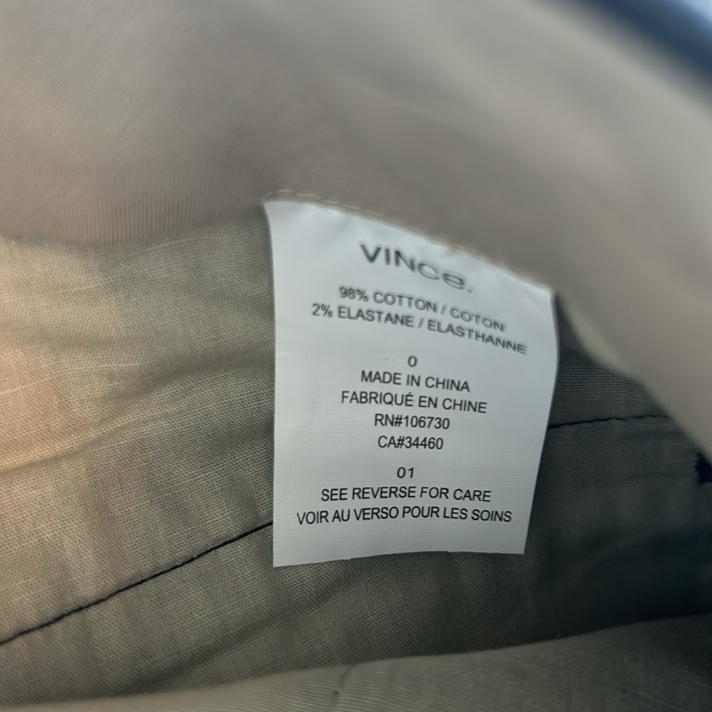 Vince Bermuda navy shorts - Picture 3 of 4